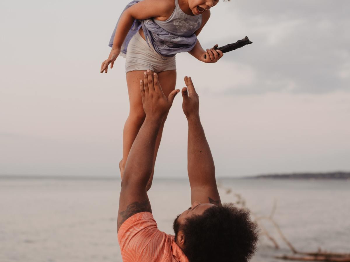 On the same wavelength—Do parents and children understand each other better if their brains are “in&nbsp;sync”?